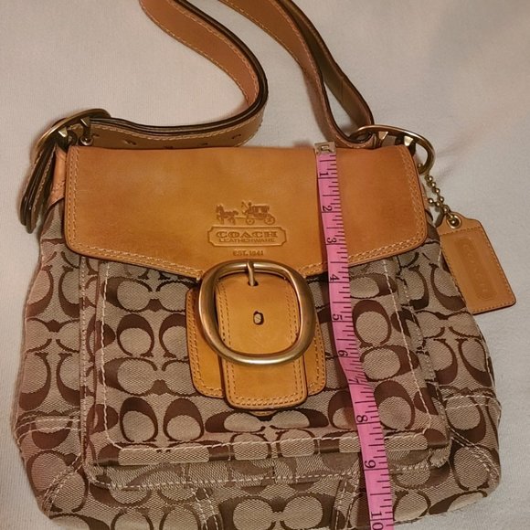 Coach Vintage Saddle Bag Style Purse with Large Buckles - Picture 7 of 9